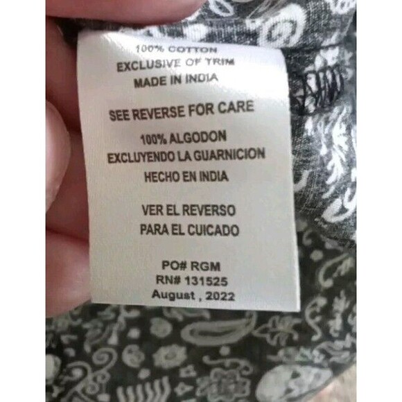 2 Rugby University Men's Shirt's Button Size S/M Santa Dogs/Skull Flag Prints. - Picture 14 of 15